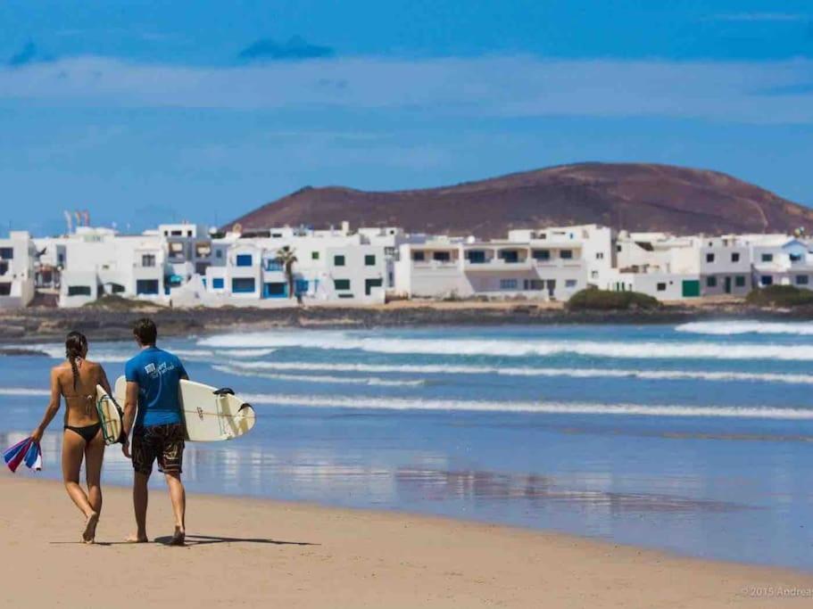 Famara, Apto. En Zona Tranquila A 200M Del Mar. Apartment Bagian luar foto